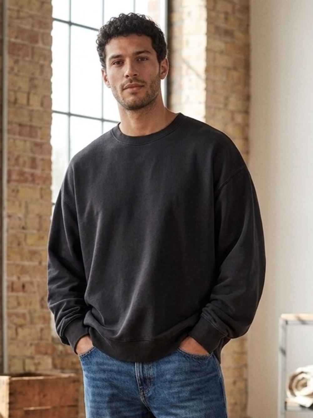 Zara Men's Black Crewneck Sweatshirt - Classic Ribbed Trim size xxl